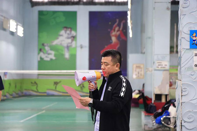 激情碰撞，无“羽”伦比 ——记“拓朴杯”羽毛球赛正文图片 4